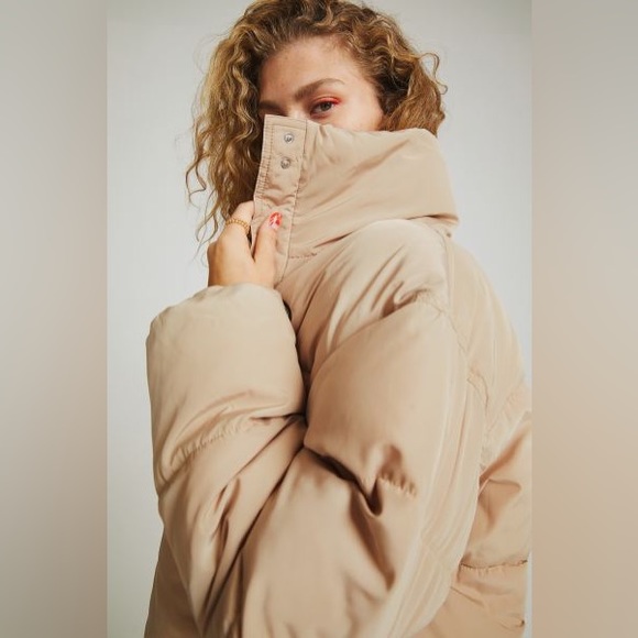 H&M Beige Puffer Jacket - Picture 6 of 10